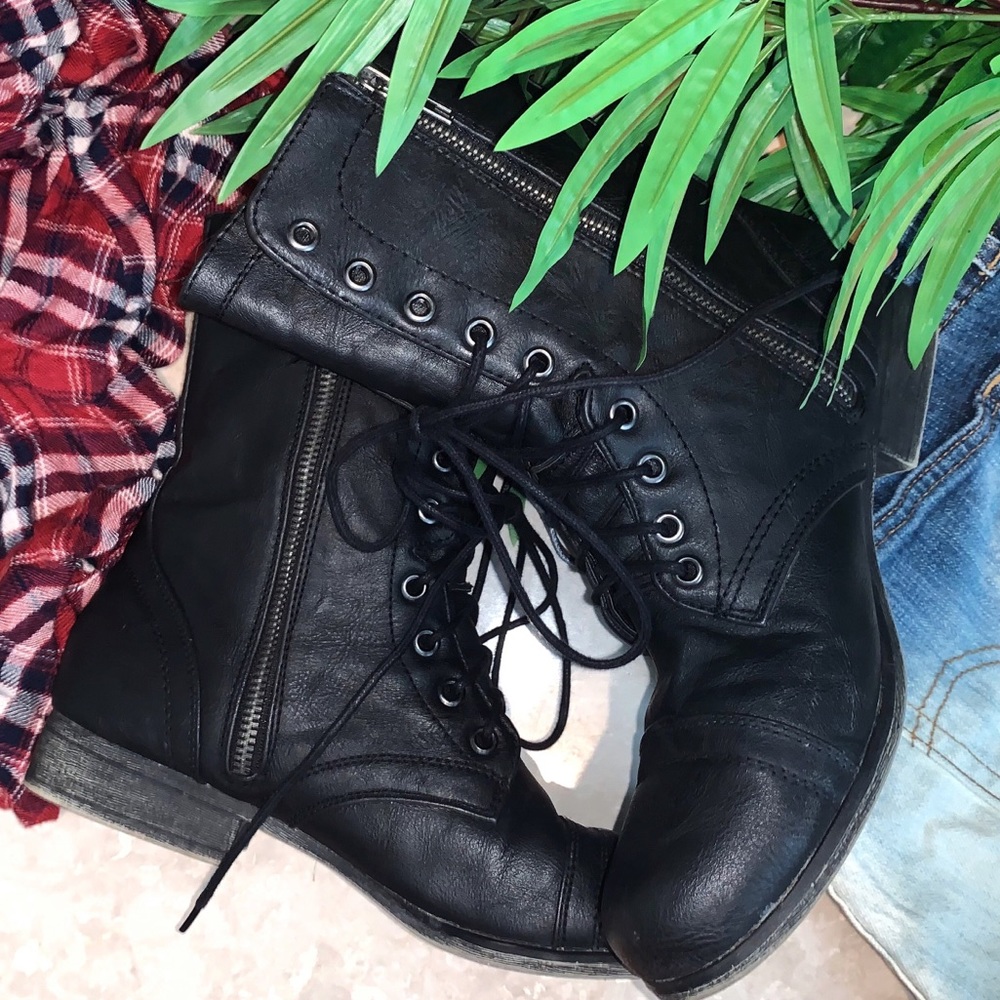 Madden Girl Gamer Combat Boots